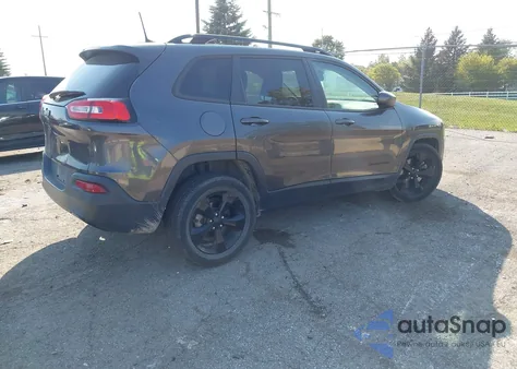 2016 Jeep Cherokee Altitude z USA, uszkodzony, nr VIN 1C4PJLCBXGW237936